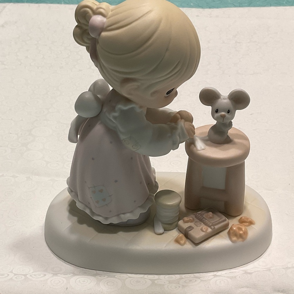 Precious Moments Girl Porcelain Figurine with Mouse “Blessed Are The Merciful”